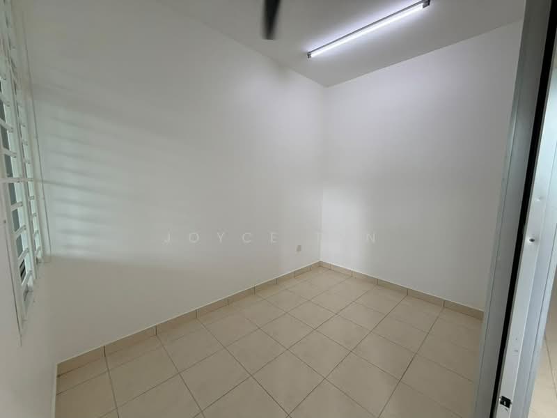 2-storey Terraced House for Rent in Mutiara Rini (Skudai) - Joyce Tan - Bedroom - PropertyGuru.com.my