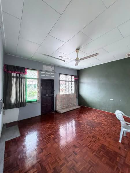 2-storey Terraced House for Sale in Taman Sri Putri (Skudai) - Sharon Ng - Living Room - PropertyGuru.com.my