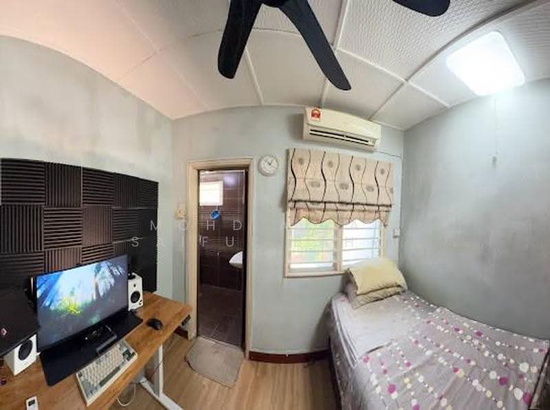 2-storey Terraced House for Sale in Wangsa Maju (Kuala Lumpur) - Mohd Aizat Saiful Bahri - Bedroom - PropertyGuru.com.my