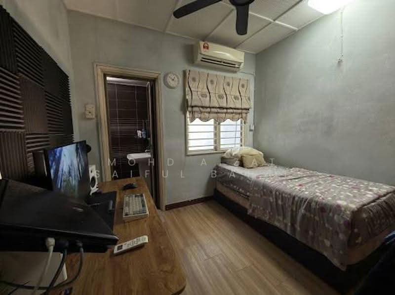 2-storey Terraced House for Sale in Wangsa Maju (Kuala Lumpur) - Mohd Aizat Saiful Bahri - Bedroom - PropertyGuru.com.my