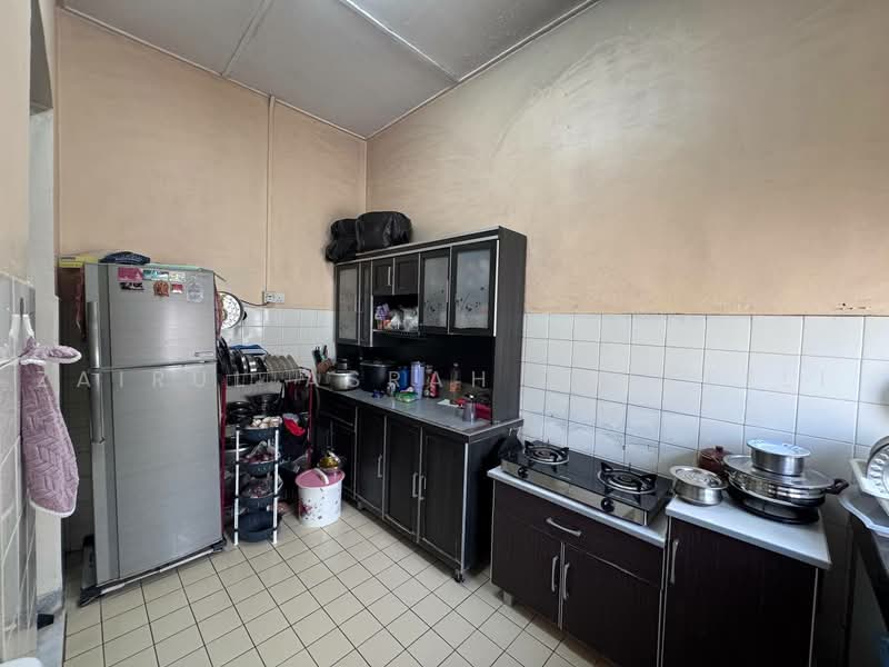 Rumah Teres 1-Tingkat untuk Dijual di Kajang (Selangor) - Zairul Asrah Zulkefli - Kitchen - PropertyGuru.com.my