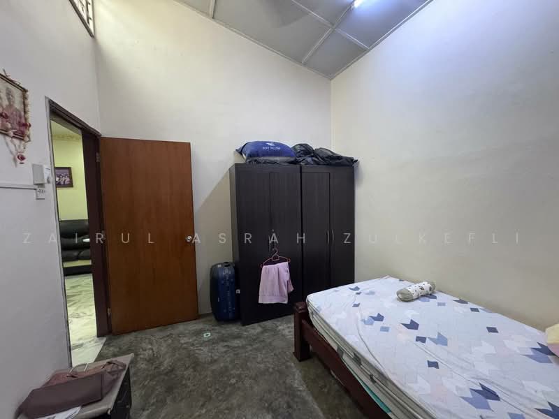 Rumah Teres 1-Tingkat untuk Dijual di Kajang (Selangor) - Zairul Asrah Zulkefli - Bedroom - PropertyGuru.com.my