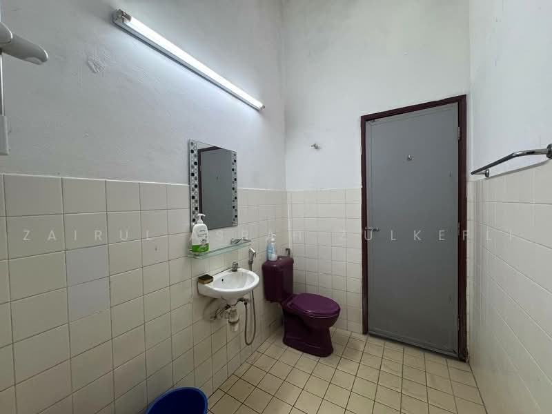 Rumah Teres 1-Tingkat untuk Dijual di Kajang (Selangor) - Zairul Asrah Zulkefli - Bathroom - PropertyGuru.com.my