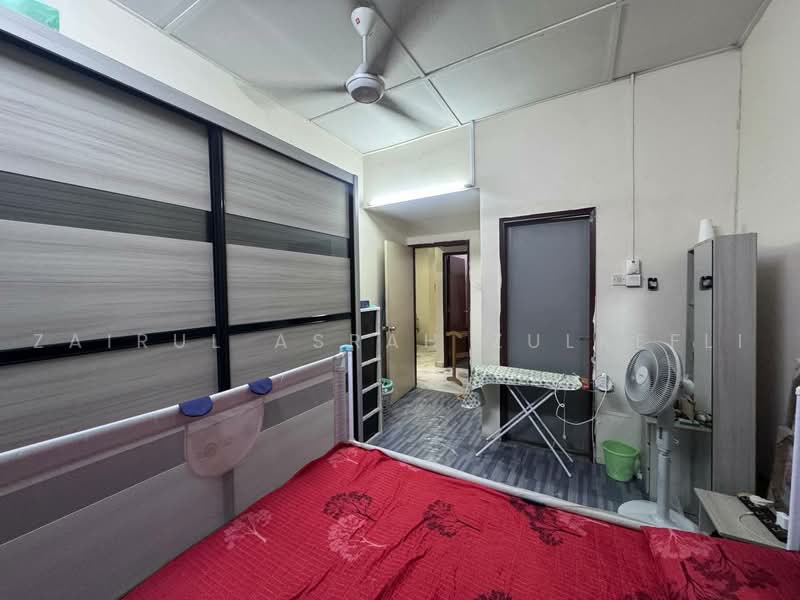 Rumah Teres 1-Tingkat untuk Dijual di Kajang (Selangor) - Zairul Asrah Zulkefli - Bedroom - PropertyGuru.com.my