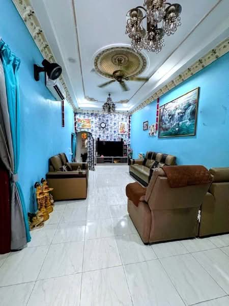 Rumah Teres 1-Tingkat untuk Dijual di Taman Rinting (Masai) - Karl Lim - Living Room - PropertyGuru.com.my