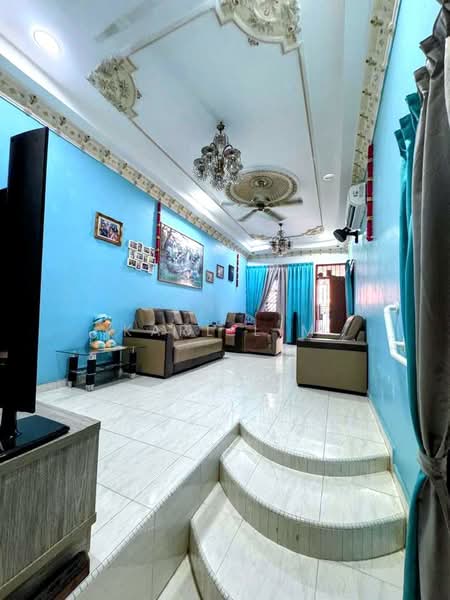 Rumah Teres 1-Tingkat untuk Dijual di Taman Rinting (Masai) - Karl Lim - Living Room - PropertyGuru.com.my