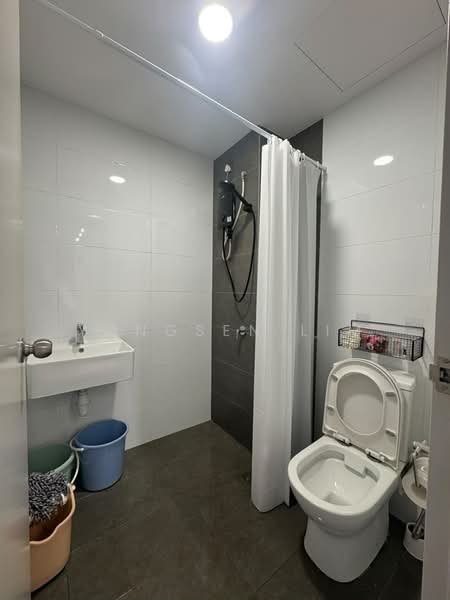 Condominium for Rent at Condo @ Eden by The Parque Residences - Yongsen Lim - Bathroom - PropertyGuru.com.my
