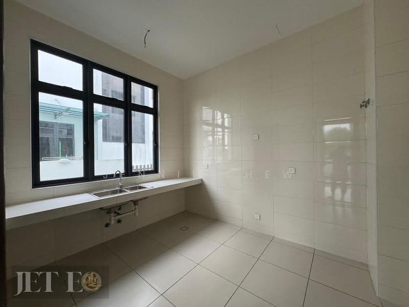 Bungalow House for Sale in Eco Sanctuary (Telok Panglima Garang) - Jennie Chew - Kitchen - PropertyGuru.com.my