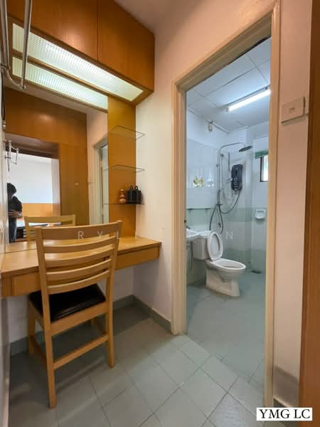 Rumah Teres untuk Disewa di Bandar Botanic (Klang) - Rylin Tan - Bathroom - PropertyGuru.com.my