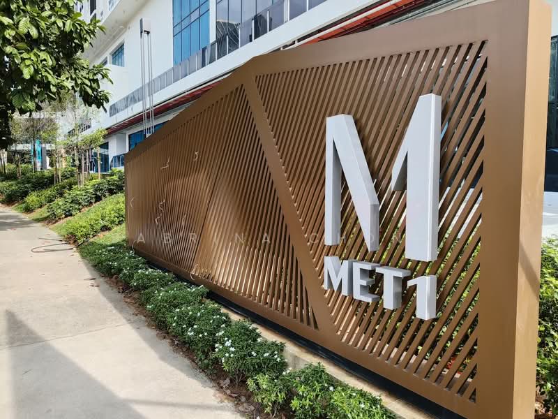 Kediaman Servis untuk Dijual di Met 1 Residences - Sabrina Chong - Exterior - PropertyGuru.com.my