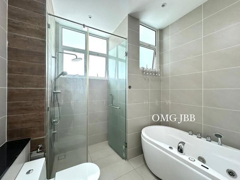 Rumah Berkembar untuk Dijual di Setia Eco Park (Setia Alam) - Jennie Chew - Bathroom - PropertyGuru.com.my