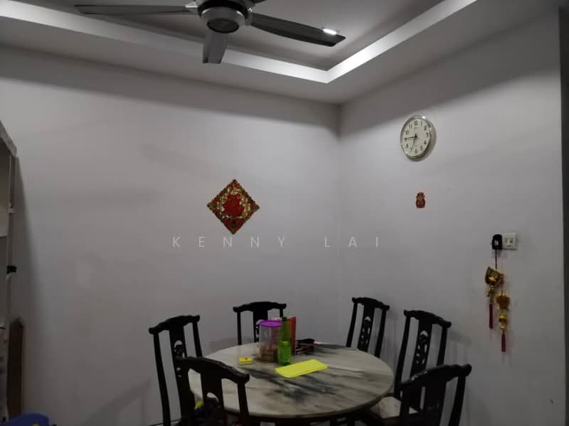 Rumah Teres 2-Tingkat untuk Dijual di Hill Park (Semenyih) - Kenny Lai - Dining Room - PropertyGuru.com.my