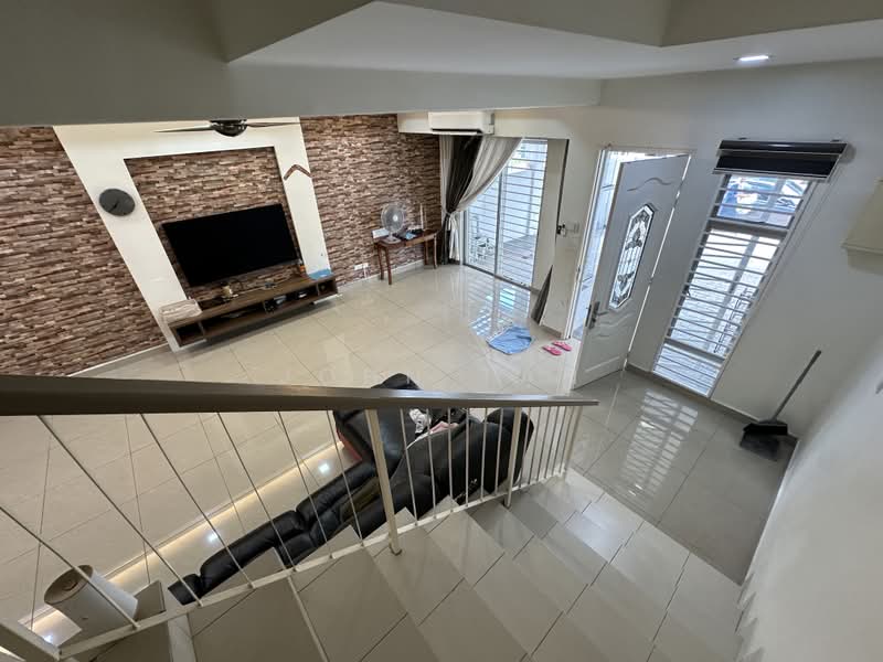 2-storey Terraced House for Sale in Bandar Baru Bangi (Selangor) - John Tan - Living Room - PropertyGuru.com.my