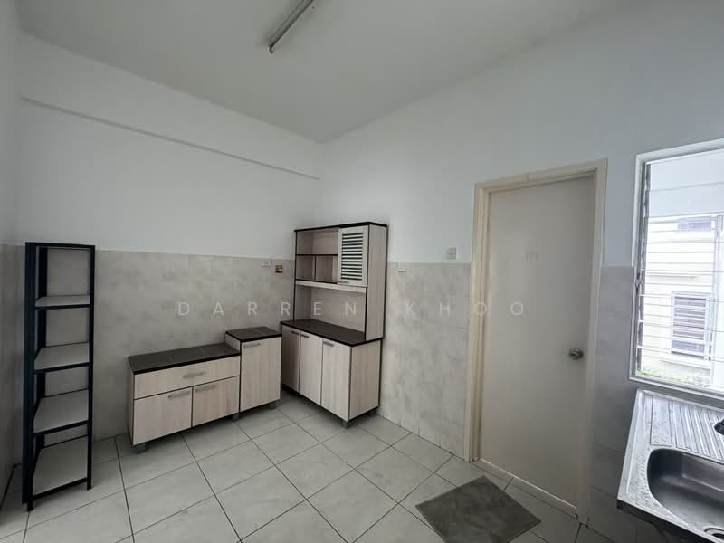 Apartment for Sale at Cempaka Utama, Bandar Utama - Darren Khoo - Kitchen - PropertyGuru.com.my