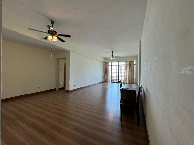 Kondominium untuk Dijual di Ocean Palms Condominium - YM Chong - Living Room - PropertyGuru.com.my