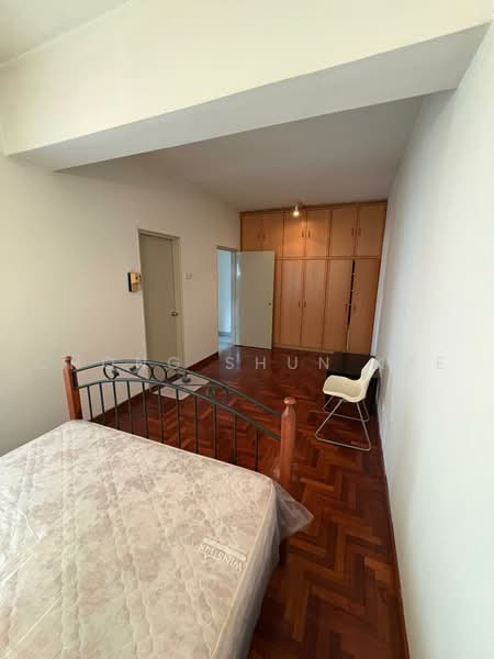Condominium for Sale at Menara Bukit Ceylon - Chong Shun Kae - Bedroom - PropertyGuru.com.my