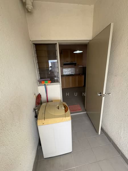 Condominium for Sale at Menara Bukit Ceylon - Chong Shun Kae - Kitchen - PropertyGuru.com.my