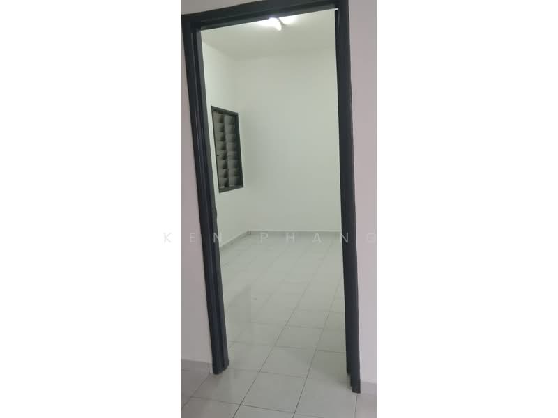 Flat for Rent at Sukma Shop - Ken Phang - Interior - PropertyGuru.com.my