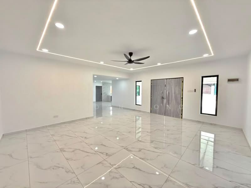 1-storey Terraced House for Sale in Taman Puteri Wangsa (Ulu Tiram) - Jordan Wong - Living Room - PropertyGuru.com.my