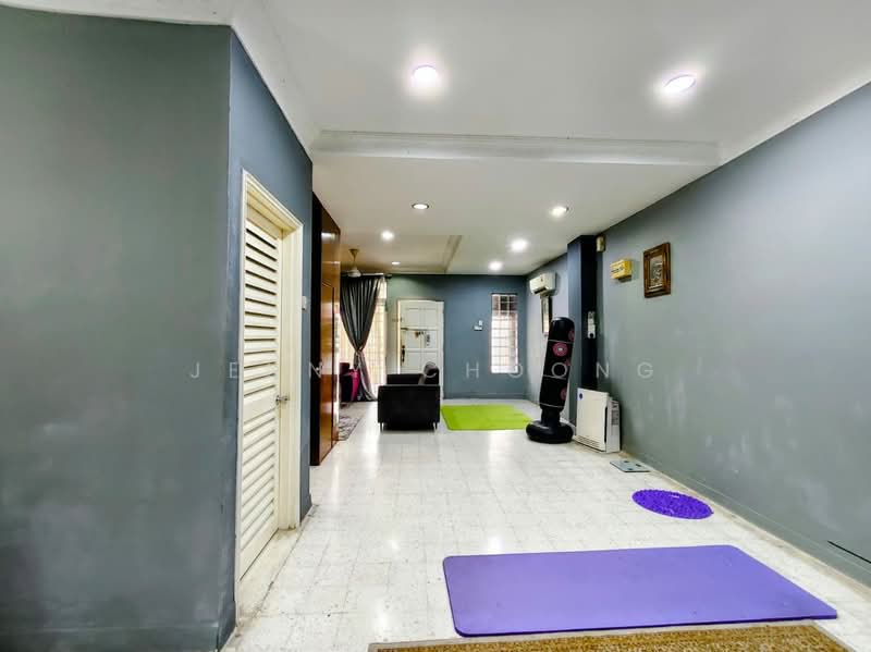 2-storey Terraced House for Sale in Taman Cuepacs (Cheras) - Jenny Choong - Living Room - PropertyGuru.com.my