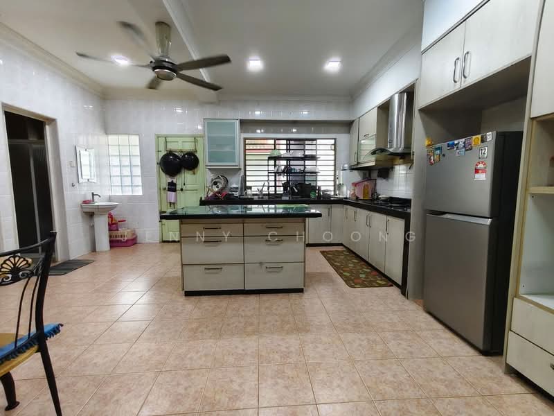 2-storey Terraced House for Sale in Taman Cuepacs (Cheras) - Jenny Choong - Kitchen - PropertyGuru.com.my