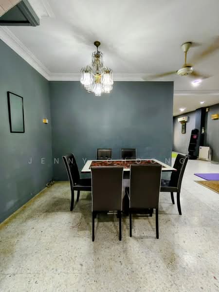 2-storey Terraced House for Sale in Taman Cuepacs (Cheras) - Jenny Choong - Dining Room - PropertyGuru.com.my