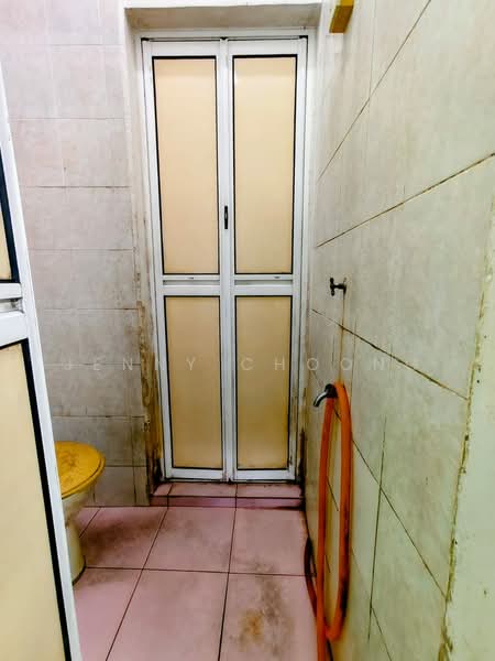 2-storey Terraced House for Sale in Taman Cuepacs (Cheras) - Jenny Choong - Bathroom - PropertyGuru.com.my