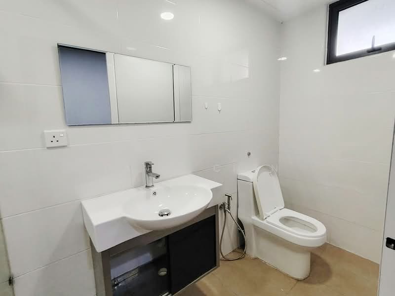 Service Residence for Rent at SkyVille 8 @ Benteng 8 - Danny Chan - Bathroom - PropertyGuru.com.my