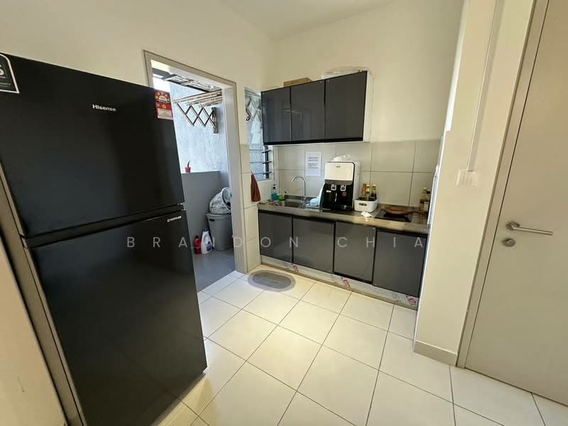 Pangsapuri untuk Disewa di Residensi Riamas - Brandon Chia - Kitchen - PropertyGuru.com.my