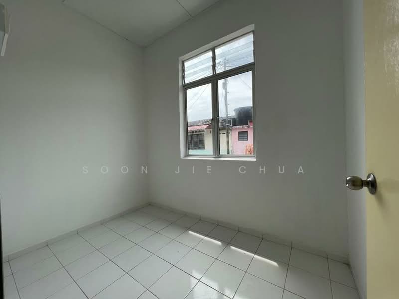 1-storey Terraced House for Sale in Taman Indah Jaya (Lukut) - Soon Jie Chua - Interior - PropertyGuru.com.my