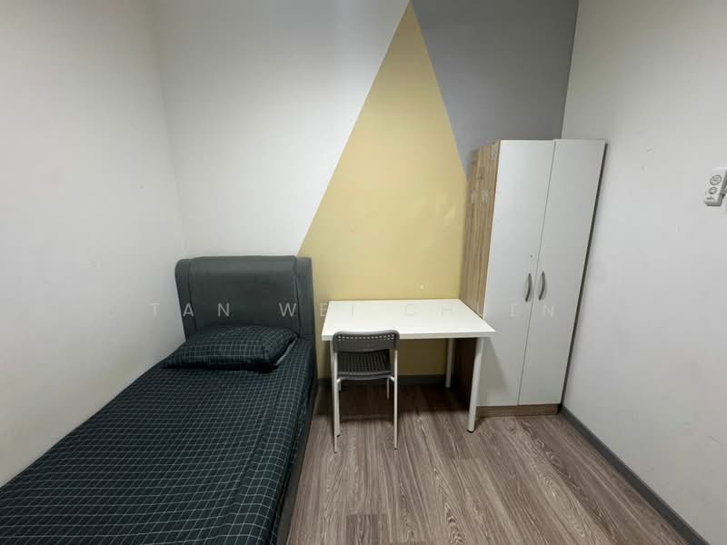 Kediaman Servis untuk Disewa di United Point (Residensi Berpadu) - Tan Wei Chuen - Bedroom - PropertyGuru.com.my