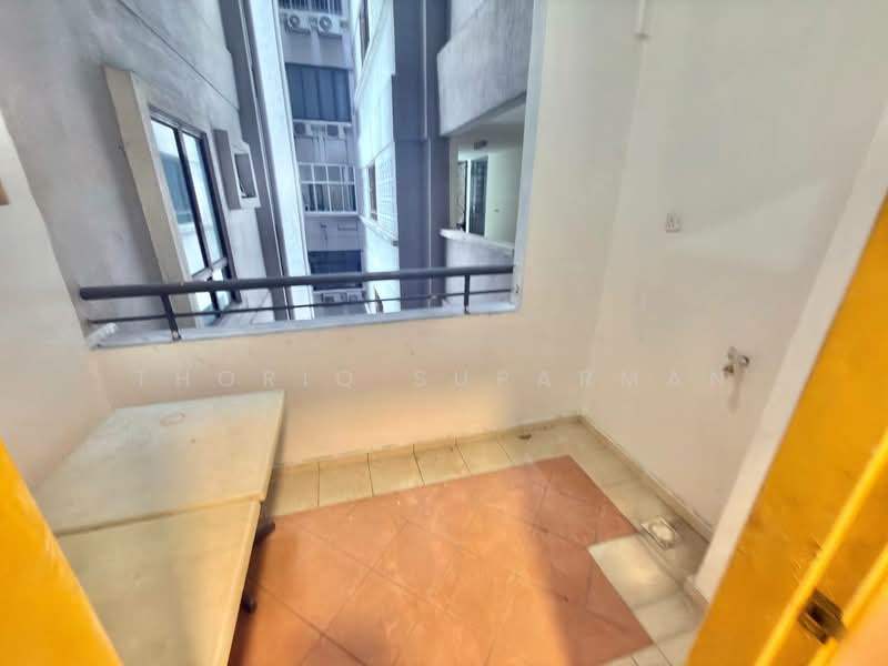 Condominium for Sale at Hartamas Regency 1 - Thoriq Suparman - Balcony - PropertyGuru.com.my