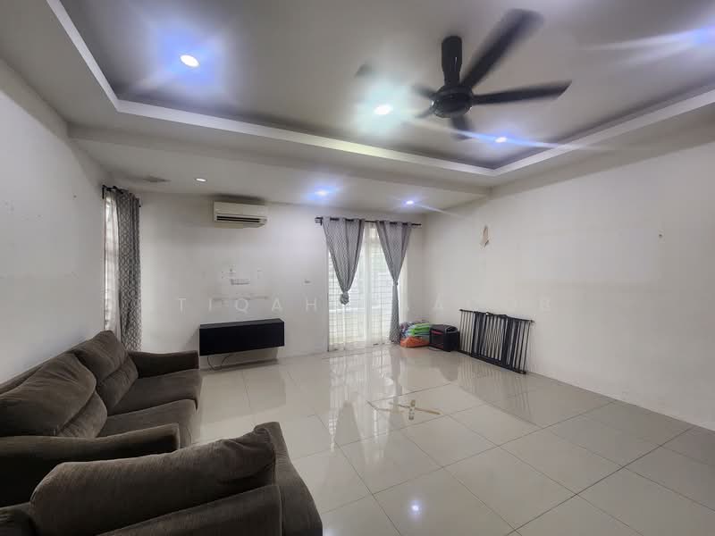 Cluster House for Sale in Bandar Saujana Putra (Tanjong Duabelas) - Atiqah Yaacob - PropertyGuru.com.my