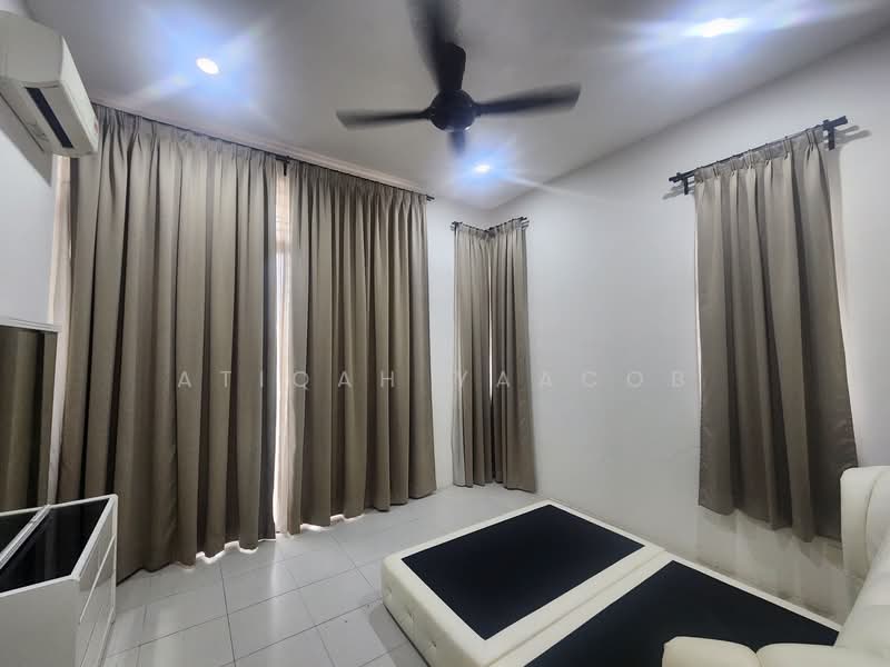 Cluster House for Sale in Bandar Saujana Putra (Tanjong Duabelas) - Atiqah Yaacob - PropertyGuru.com.my