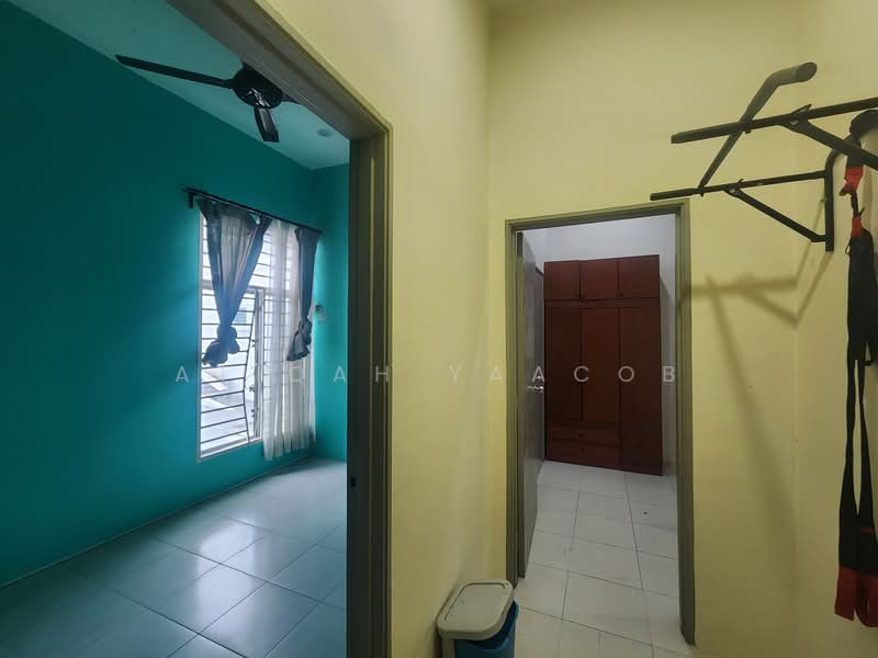 Cluster House for Sale in Bandar Saujana Putra (Tanjong Duabelas) - Atiqah Yaacob - PropertyGuru.com.my