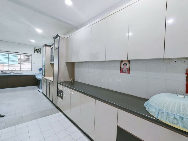 2-storey Terraced House for Sale in Bandar Selesa Jaya (Skudai) - Karl Lim - Kitchen - PropertyGuru.com.my