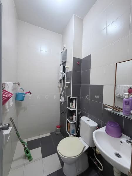 2-storey Terraced House for Sale in Johor Bahru (Johor Bahru) - Zack Chow - Bathroom - PropertyGuru.com.my