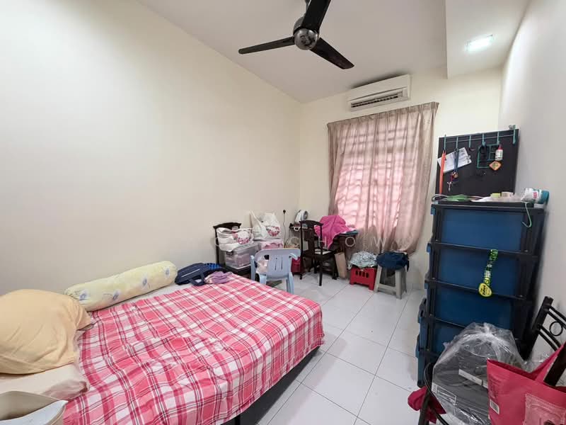 2-storey Terraced House for Sale in Johor Bahru (Johor Bahru) - Zack Chow - Bedroom - PropertyGuru.com.my