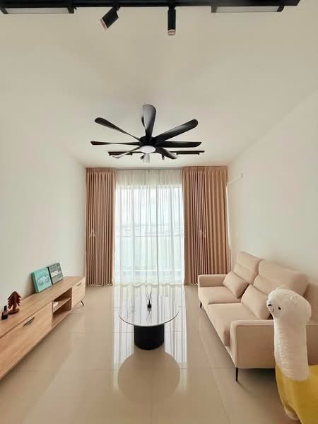 Kediaman Servis untuk Disewa di Vista Tiara (MBW Bay) - Chia Shien Lim - Living Room - PropertyGuru.com.my