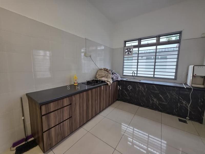 2-storey Terraced House for Rent in Taman Dato Onn (Johor Bahru) - Shi Ting - Kitchen - PropertyGuru.com.my