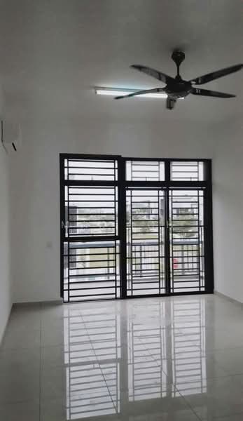 Cluster House for Sale in Bukit Indah (Iskandar Puteri (Nusajaya)) - Max Loh - Living Room - PropertyGuru.com.my