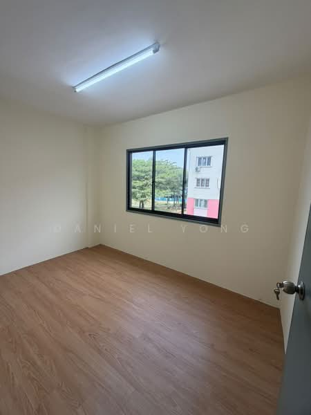 Flat for Sale at Taman Impian Emas - Daniel Yong - Interior - PropertyGuru.com.my