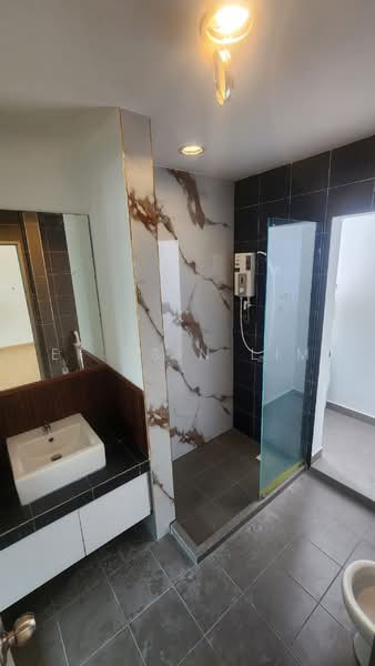 Kediaman Servis untuk Disewa di Hedgeford 10 Residences - Ee Tsin Lim - Bathroom - PropertyGuru.com.my