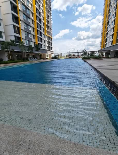 Service Residence for Rent at Parkland Residence - Ho Kah Yee - PropertyGuru.com.my