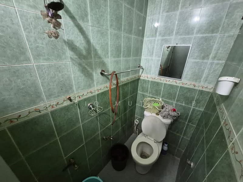 Semi-Detached House for Sale in Taman Mesra (Kajang) - Shafiq Muttalib - Bathroom - PropertyGuru.com.my
