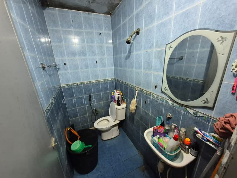 Semi-Detached House for Sale in Taman Mesra (Kajang) - Shafiq Muttalib - Bathroom - PropertyGuru.com.my