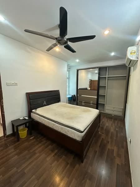 Condominium for Sale at Bayswater Resort Condominium - A Ee Ee - Bedroom - PropertyGuru.com.my