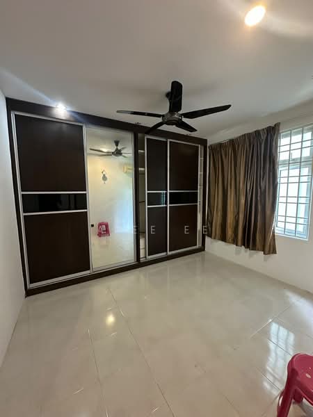 Condominium for Sale at Bayswater Resort Condominium - A Ee Ee - Bedroom - PropertyGuru.com.my