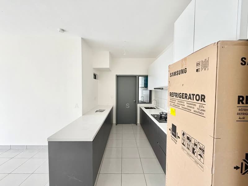 Kediaman Servis untuk Dijual di E'Island Lake Haven - Alif Saad - Kitchen - PropertyGuru.com.my