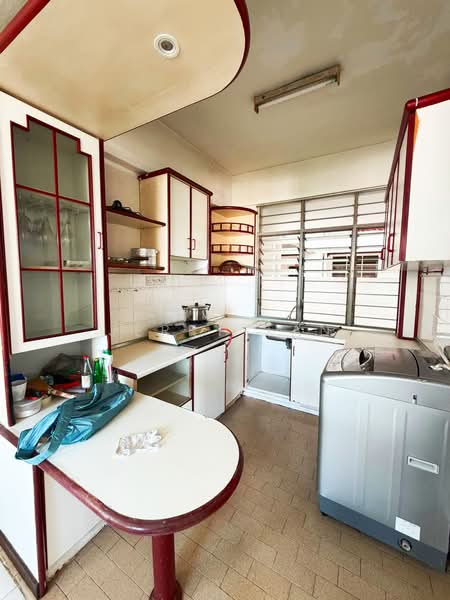 Rumah Flat untuk Disewa di Taman Bukit Jambul - Jerry Tan - Kitchen - PropertyGuru.com.my